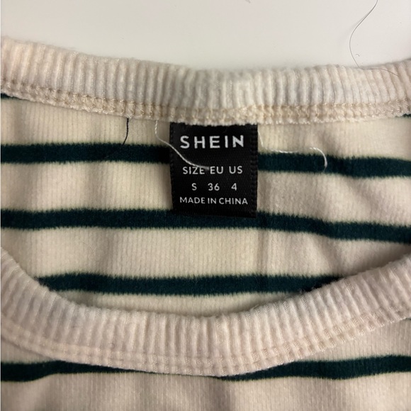 Striped green and beige sleeveless Crop Top tank top Shein size SMALL - Picture 2 of 3